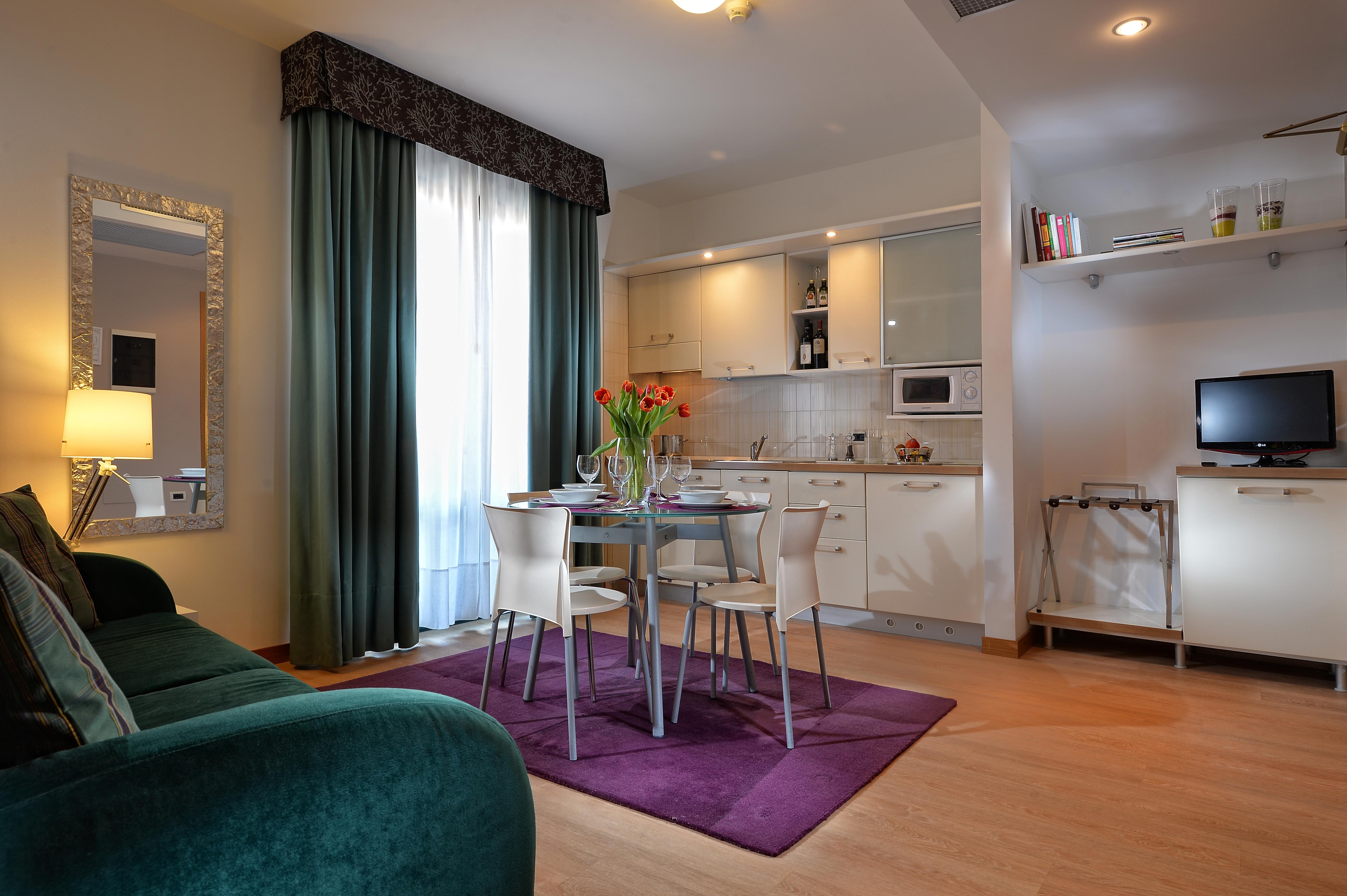Elite & Aparthotel